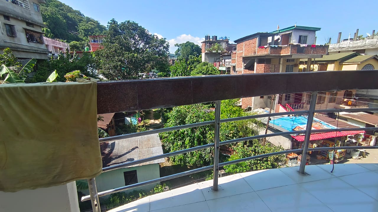 Unfurnished 2bhk in South Sarania, Manipuri Rajbari, Guwahati, Assam, India for Rent